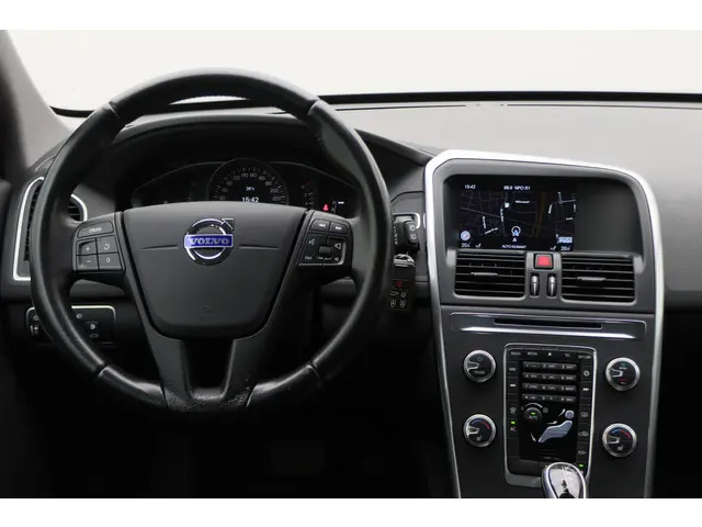 Volvo XC60 2.0 T5 FWD Summum 2014 Benzine 29