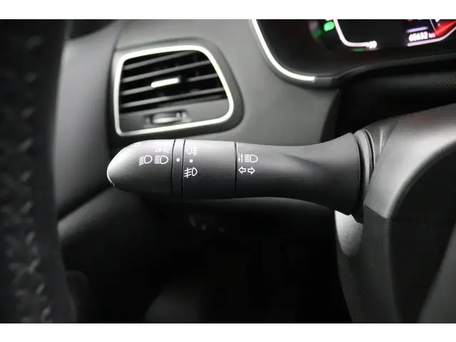 Renault Mégane Estate | 1700kg trekgewicht! | 2023 Benzine 19