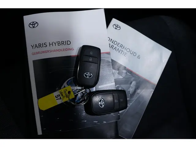 Toyota Yaris 1.5 Hybrid Dynamic 2021 Hybride Benzine 42