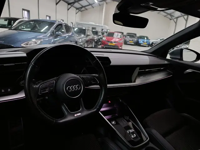 Audi A3 Sportback 35 TFSI edition one 2020 Benzine 23