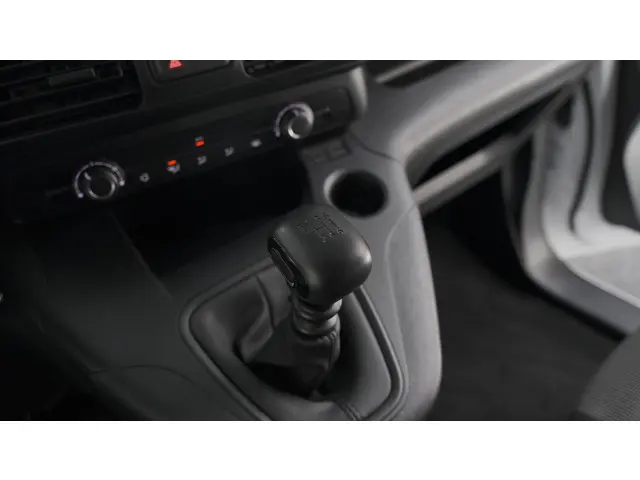 Peugeot Partner 1.5 BlueHDi 100 S&S L1 2024 Diesel 38