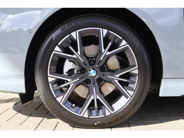 BMW 1 Serie 120 M Sport Design Edition 2025 Benzine 6