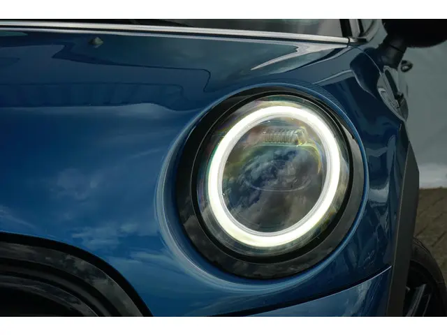 MINI 5-Deurs Cooper Classic 2021 Benzine 7