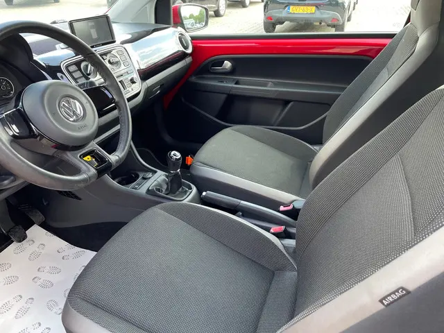 Volkswagen up! 1.0 high up! BlueMotion 2012 Benzine 16