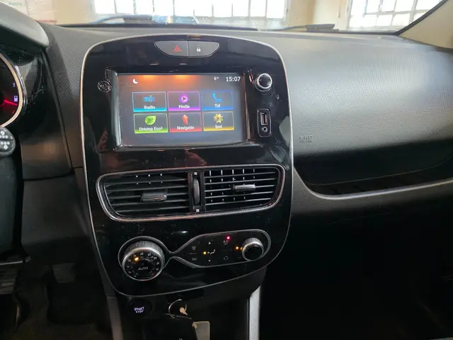 Renault Clio 0.9 TCe Intens 2017 Benzine 13