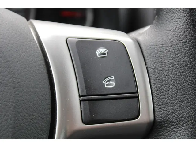 Toyota Yaris 1.3 2013 Benzine 21