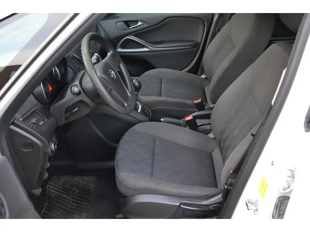 Opel Zafira TOURER 1.4 Blitz 2016 Benzine 18