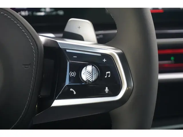 BMW 7 Serie 750e xDrive 2025 Hybride Benzine 21