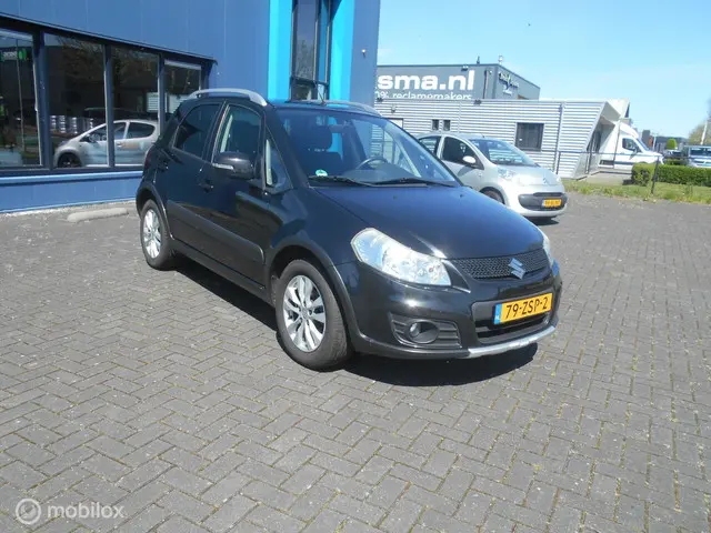 Suzuki SX4