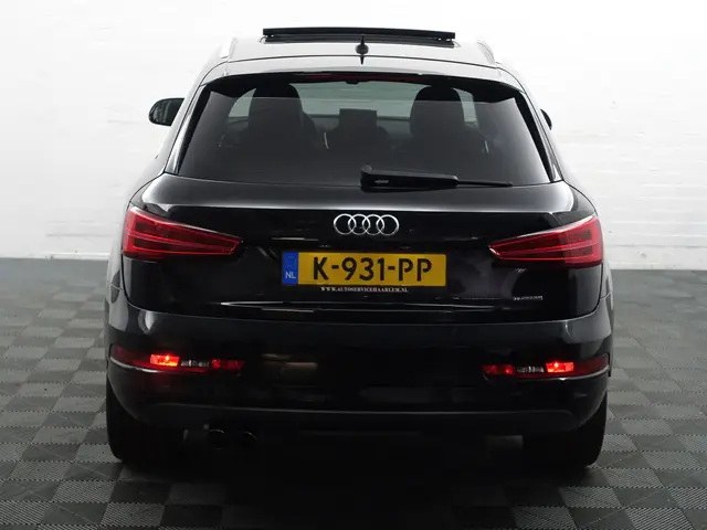 Audi Q3 2.0 TFSI Quattro S-line Aut- 2015 Benzine 35