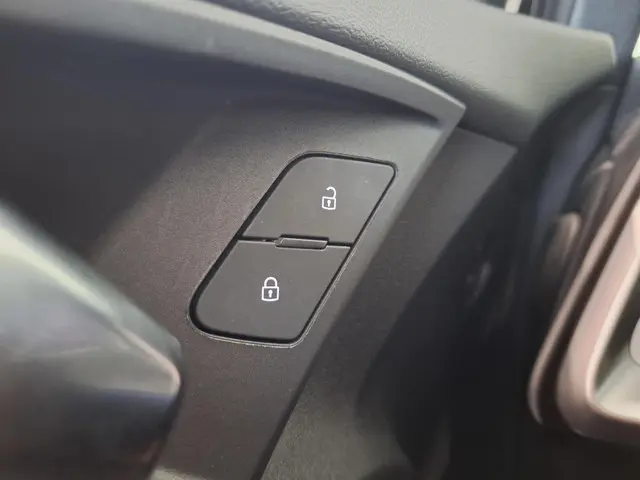 Audi A3 Sportback 40 TFSI e S-Line 2022 Hybride Benzine 26