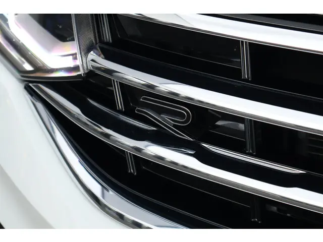 Volkswagen Tiguan 1.5 TSI R-Line Business+ 2024 Benzine 4
