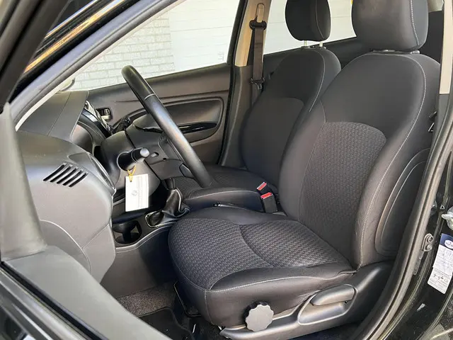 Mitsubishi Space Star 1.2 Life Edition 2018 Benzine 19