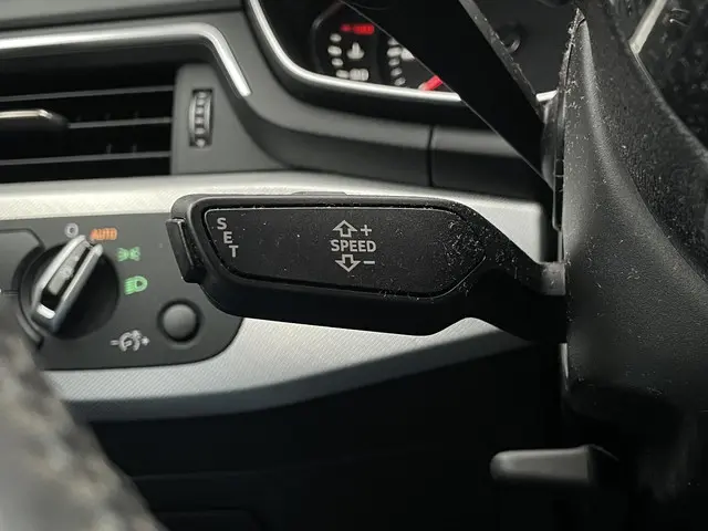 Audi A4 Avant 1.4 TFSI Sport Lease Edition 2018 Benzine 19