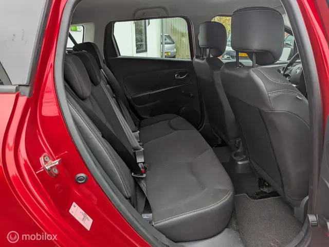 Renault Clio Estate 0.9 TCe Night&Day 2014 Benzine 10