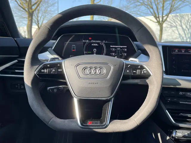 Audi e-tron GT RS 93 kWh 2021 Elektrisch 18