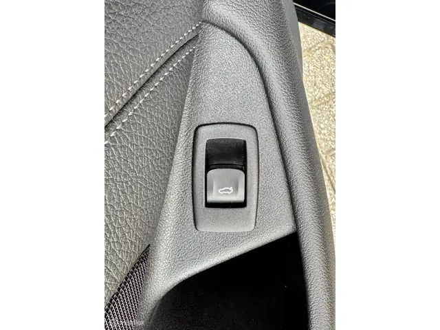 BMW 5 Serie Touring 520i High Executive 2018 Benzine 14