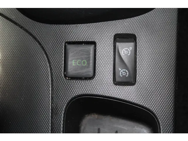 Renault Captur 0.9 TCe Dynamique 2014 Benzine 28