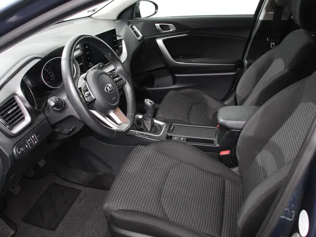 Kia Ceed Sportswagon 1.0 T-GDi 120pk Active 2021 Benzine 8