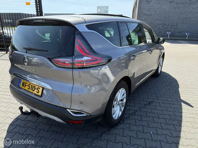 Renault Espace 1.6 dCi Initiale Paris 5p. 2016 Diesel 5