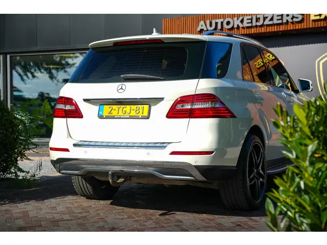 Mercedes-Benz M-Klasse 350 2013 Benzine 11