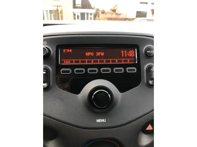 Toyota Aygo 1.0 VVT-i x-fun 2017 Benzine 18