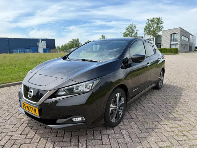 Nissan Leaf 2