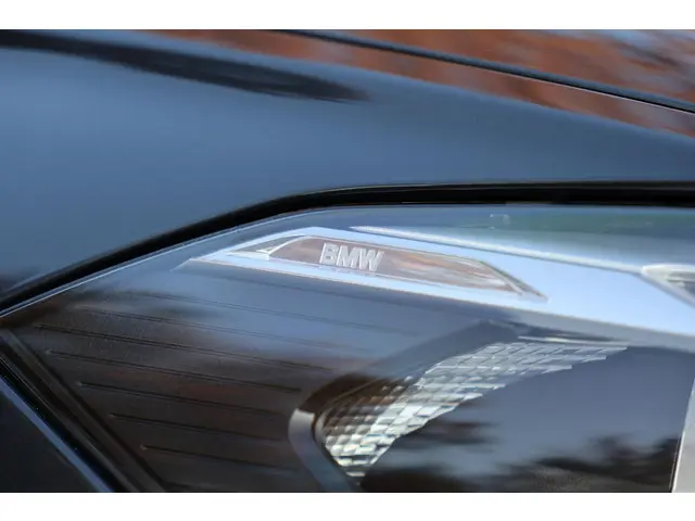 BMW X1 sDrive18i 2019 Benzine 11