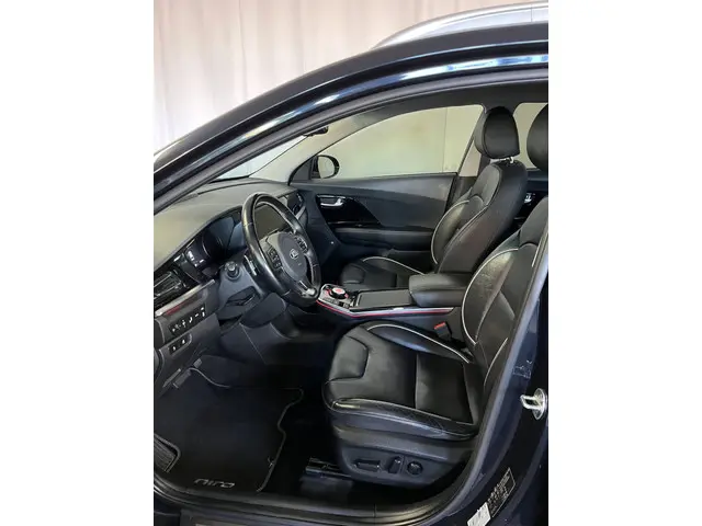 Kia e-Niro ExecutiveLine 64 kWh 2021 Elektrisch 6