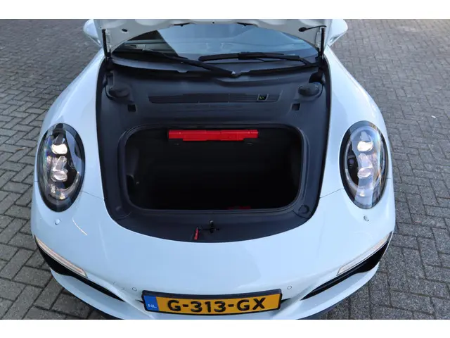 Porsche 911 3.0 CARRERA 4S PDK *BTW* 2017 Benzine 19