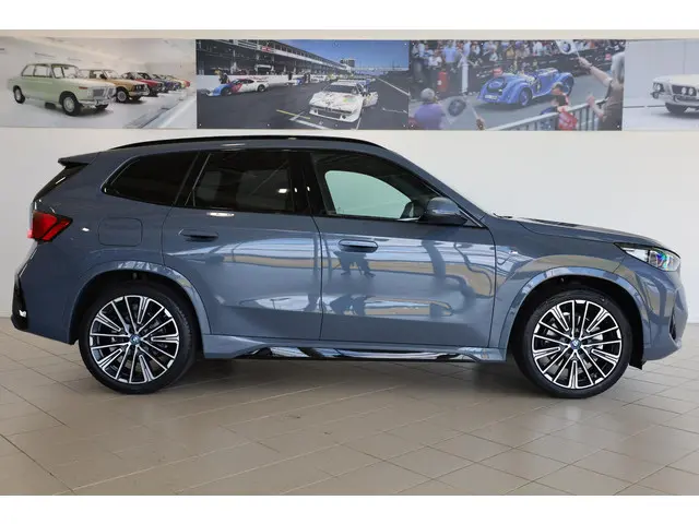 BMW X1 xDrive30e 2025 Hybride Benzine 3