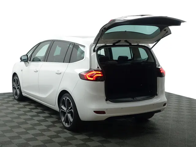 Opel Zafira Tourer 1.4 Innovation OPC- 2016 Benzine 33