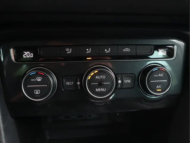Volkswagen Tiguan 1.5 TSI Comfortline 2020 Benzine 10