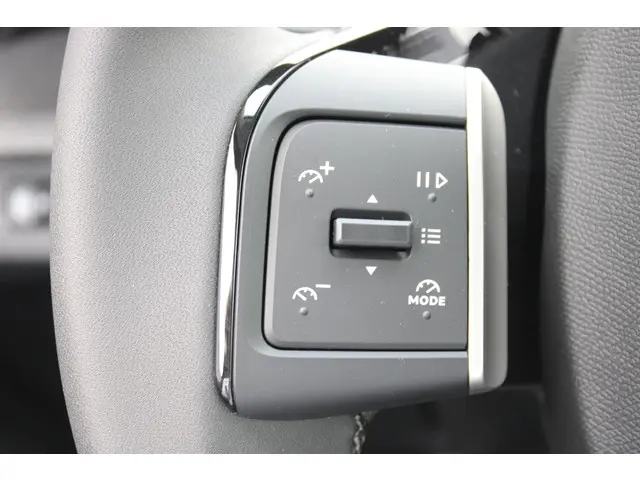 Citroën C3 1.2 Turbo 100pk Plus 2025 Benzine 13
