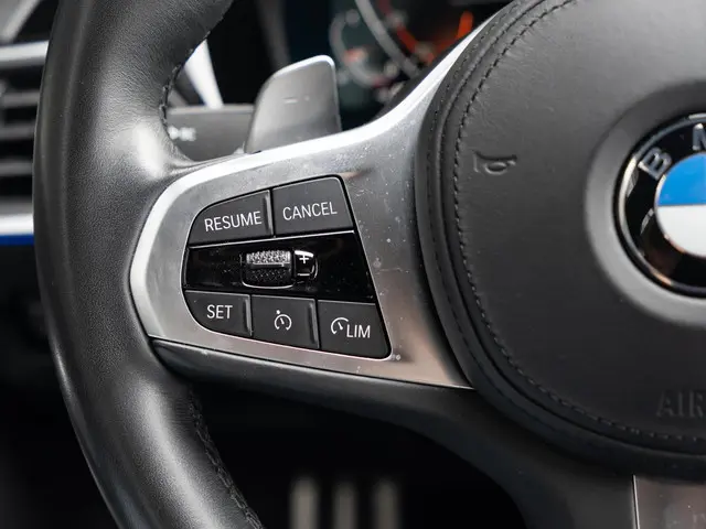 BMW 3 Serie Sedan 320i 2020 Benzine 23