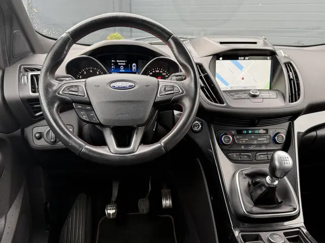 Ford Kuga 1.5 EcoBoost ST Line 2018 Benzine 3