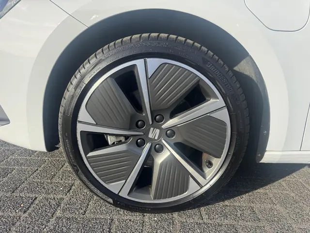 SEAT Leon 1.4 TSI eHybrid PHEV FR 2022 Hybride Benzine 28