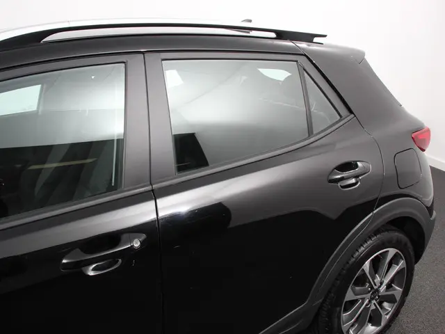 Kia Stonic 1.0 T-GDi DynamicLine 2020 Benzine 23