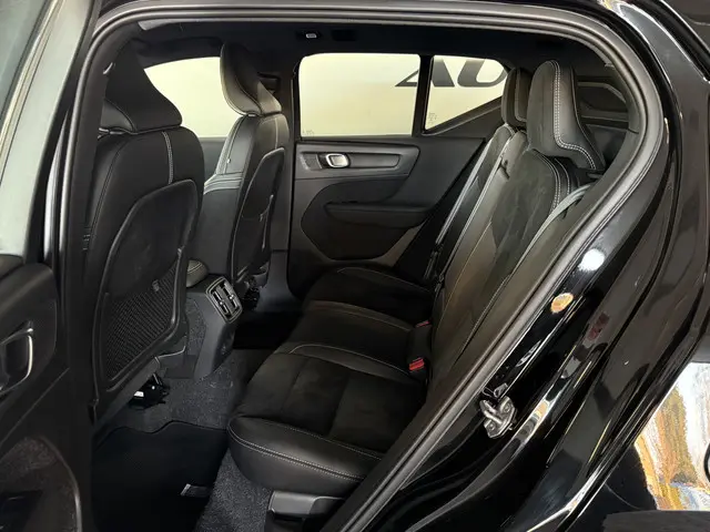 Volvo XC40 Recharge P8 AWD R-Design 2020 Elektrisch 11