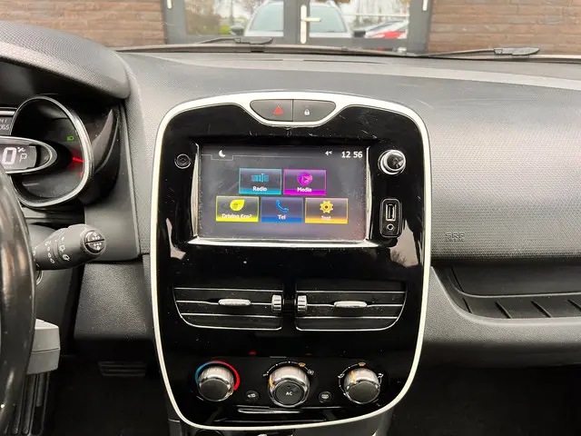 Renault Clio Estate 1.2 GT Automaat 2016 Benzine 11