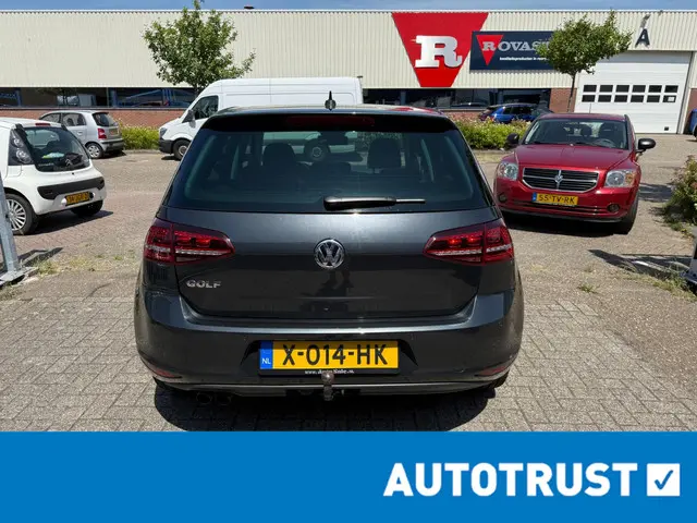 Volkswagen Golf 1.4 TSI ACT Connected Series 2016 Benzine 4