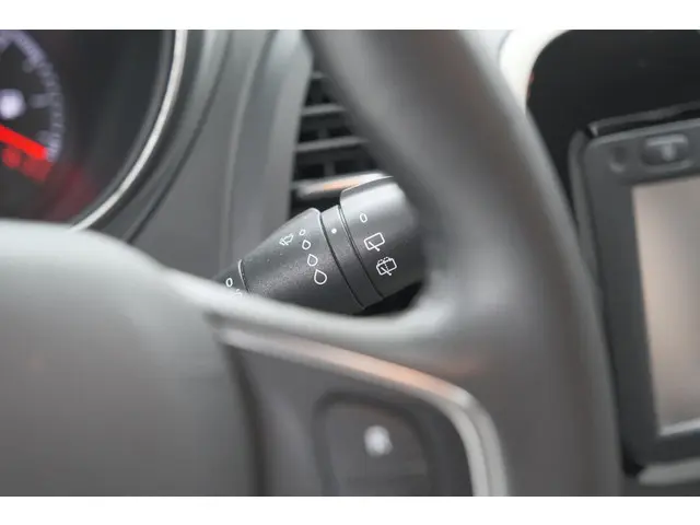 Renault Captur TCe 90 Bose 2018 Benzine 31