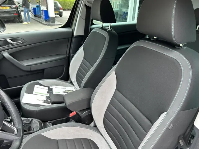Škoda Yeti Outdoor 1.2 TSI Greentech JOY 2016 Benzine 13
