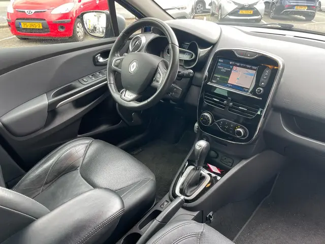 Renault Clio 1.2 GT by Renault Sport 2016 Benzine 18