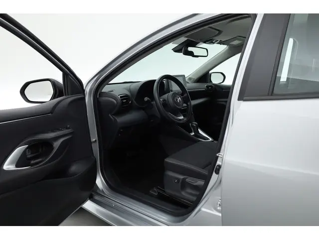 Toyota Yaris 1.5 Hybrid Active 2022 Hybride Benzine 5