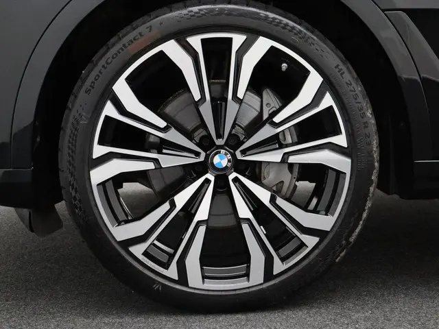 BMW X7 xDrive40i 2025 Benzine 8