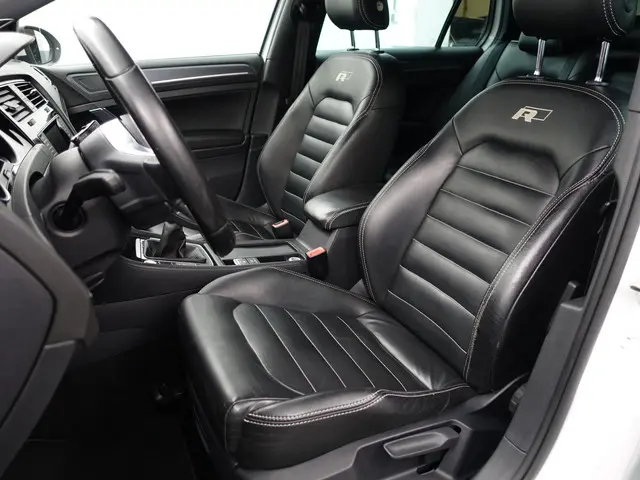 Volkswagen Golf 1.2 TSI Highline+ 2014 Benzine 21
