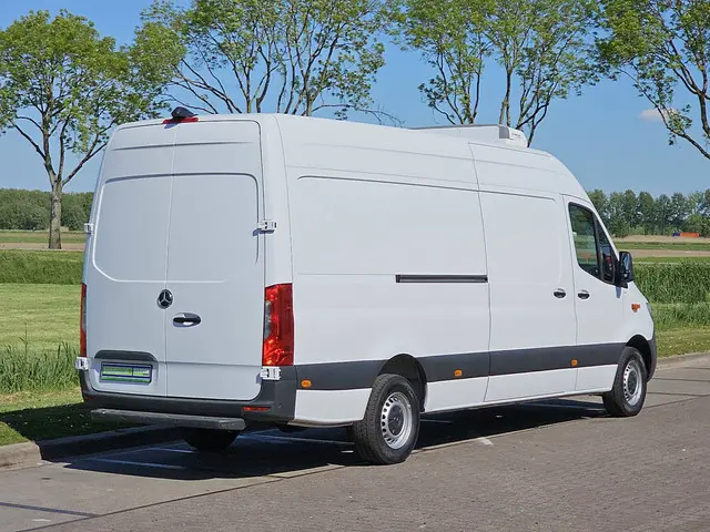 Mercedes-Benz Sprinter 317 2022 Diesel 3