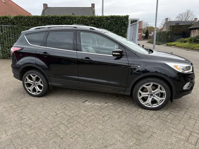 Ford Escape 2.0 AUT titanium 244 PK 2017 Benzine 7