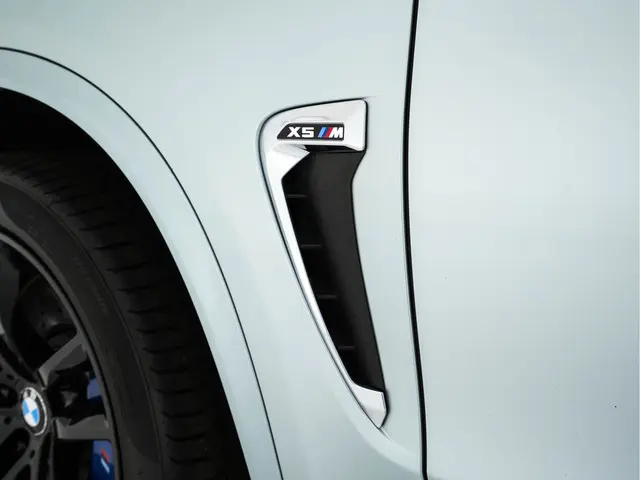 BMW X5 M High Executive M-Sportpack 2016 Benzine 37